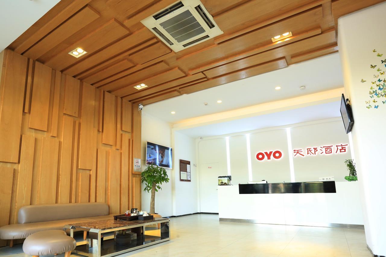 Oyo8001 Tiandi Hotel Shenzhen Zewnętrze zdjęcie